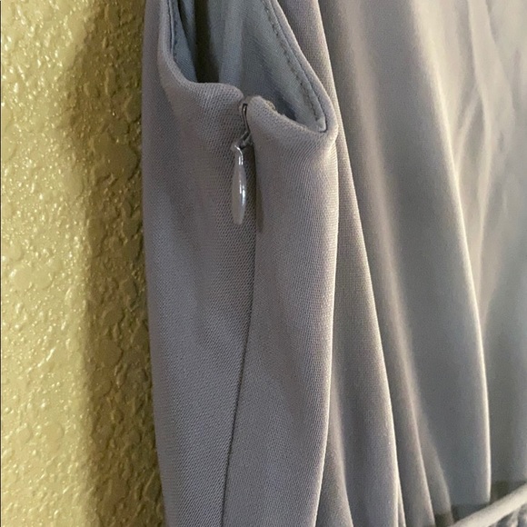 A Pea in the Pod Maternity dress. EUC. Size small. - Picture 4 of 5